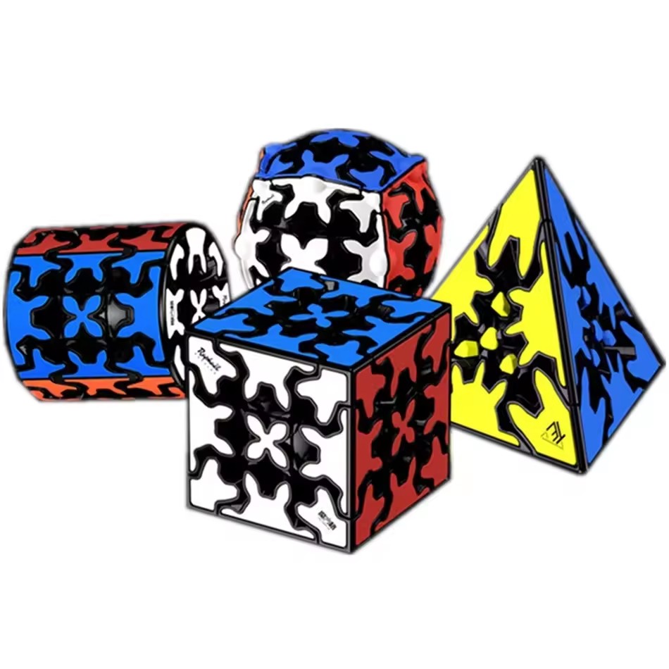 Fire Starter Cube - QiYi Gear Cube 3x3x3 pyramide cylindrique